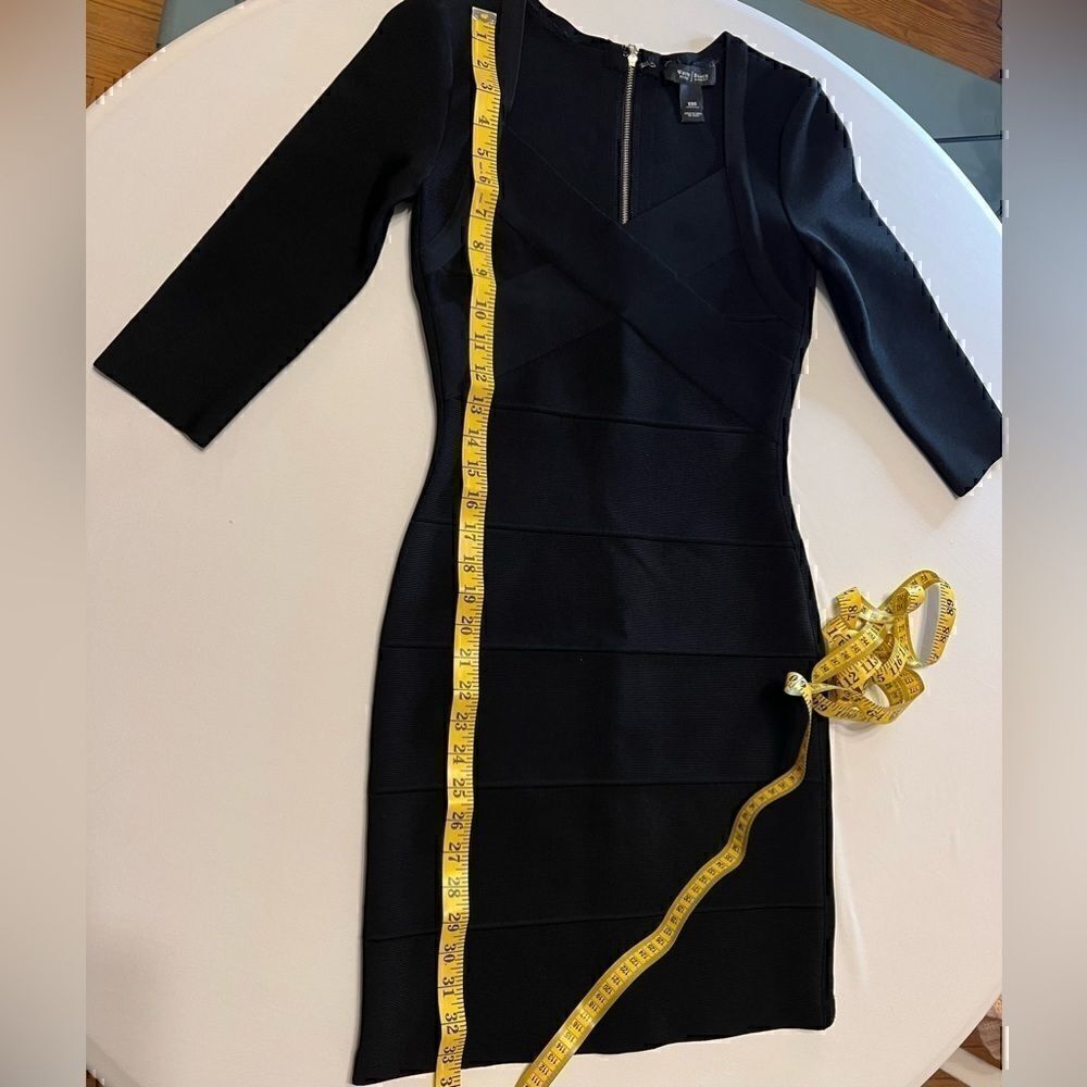 ⭐️5/$25 SALE White House Black Market Black slimming bodycon dress Size XXS - Picture 13 of 16